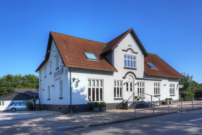 Restaurant Jonstrup set fra forsiden